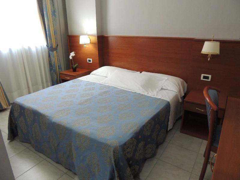 Hotel Rigolfo Moncalieri Exterior foto